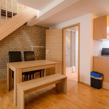 Hotel Zum Engel In Speyer - Roemerberg Berghausen  エクステリア 写真