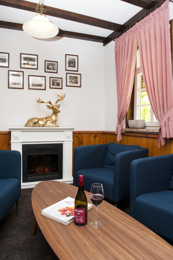 Hotel Zum Engel In Speyer - Roemerberg Berghausen  エクステリア 写真