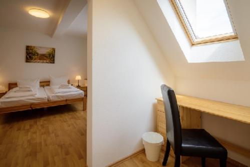 Hotel Zum Engel In Speyer - Roemerberg Berghausen  エクステリア 写真